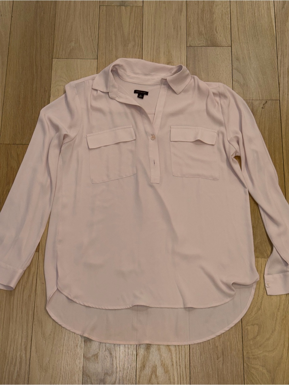 Ann Taylor Women’s PINK and BLACK long sleeve quarter button up blouse Size M